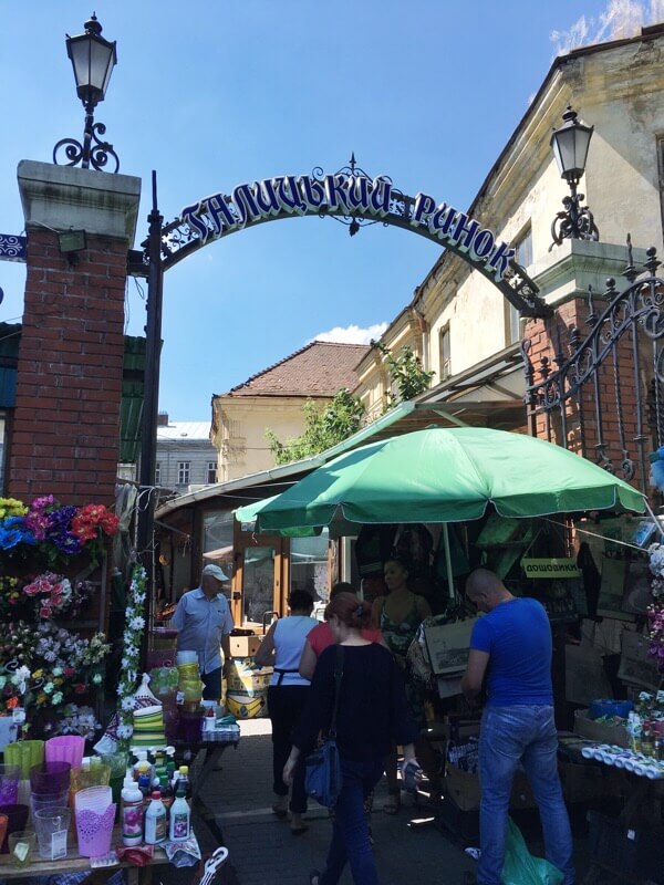 Entrance to the market