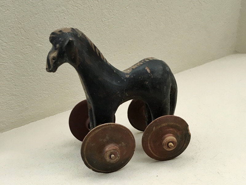 Toy horse on wheels: 950-900 BC